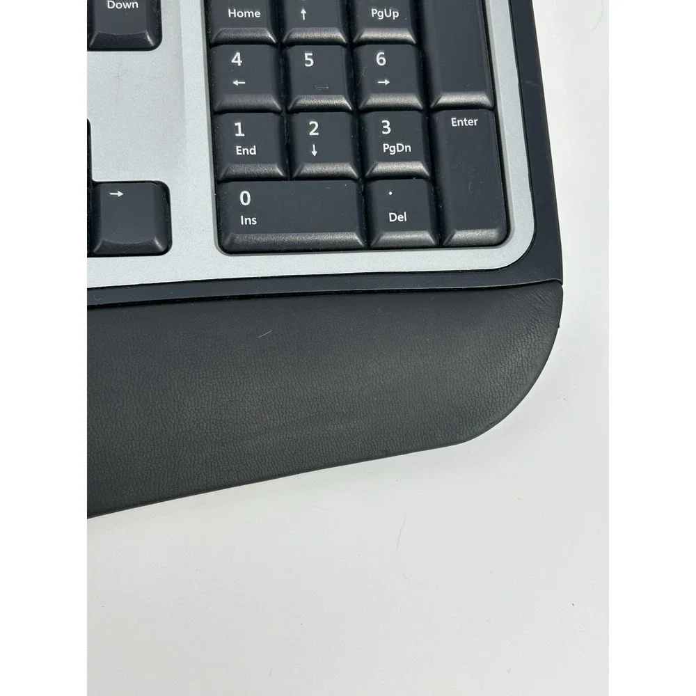 Microsoft Wireless Laser Keyboard 6000 v2.0 Ergonomic No Dongle - Nice Condition